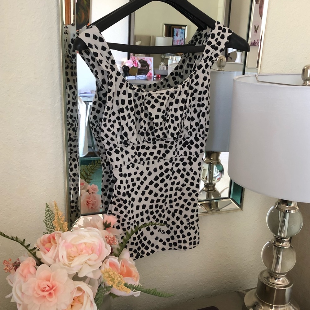 Ann Taylor cami tank top gathered bust black white